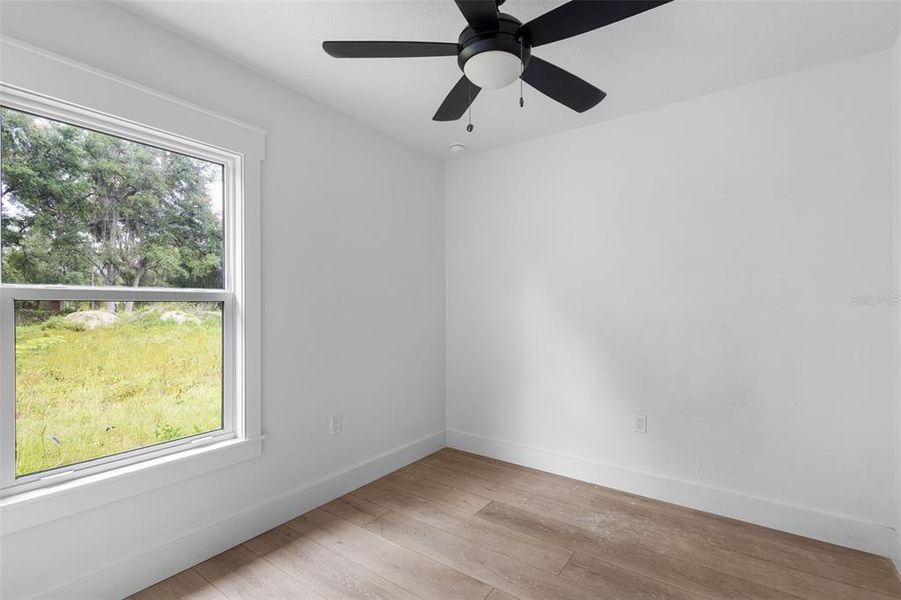 Spacious, unfurnished interior of a new home in , Jasper (Image 11).