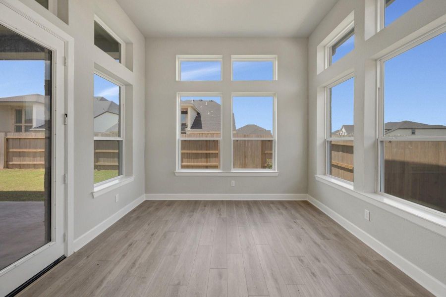 Spacious, unfurnished interior of a new home in Brookewater - Ascent Collection, Rosenberg (Image 26).