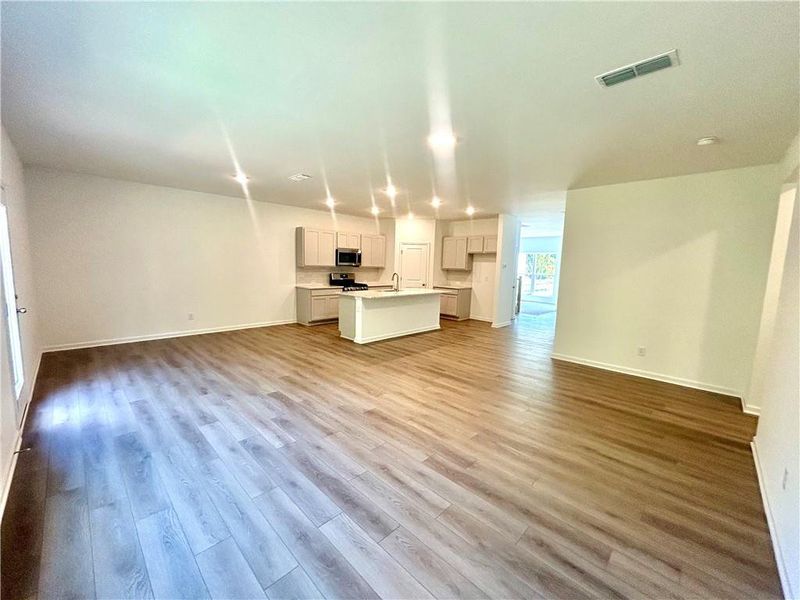 Spacious, unfurnished interior of a new home in , Locust Grove (Image 27).