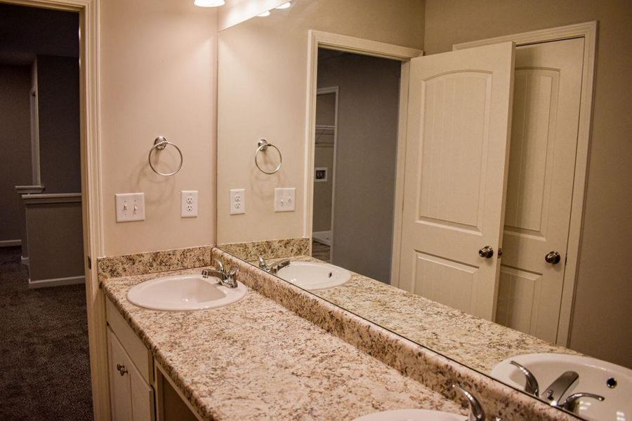 Furnished interior view inside a new home in , Dallas (Image 13). Furnished interior view inside a new home in , Dallas (Image 13).