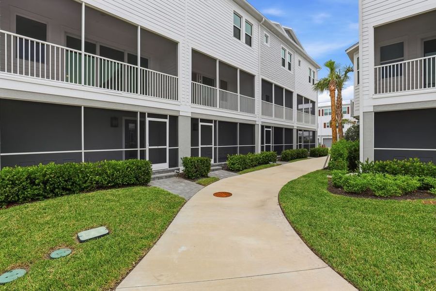 Exterior details and patio area of a home in Seahaven, Punta Gorda (Image 3).