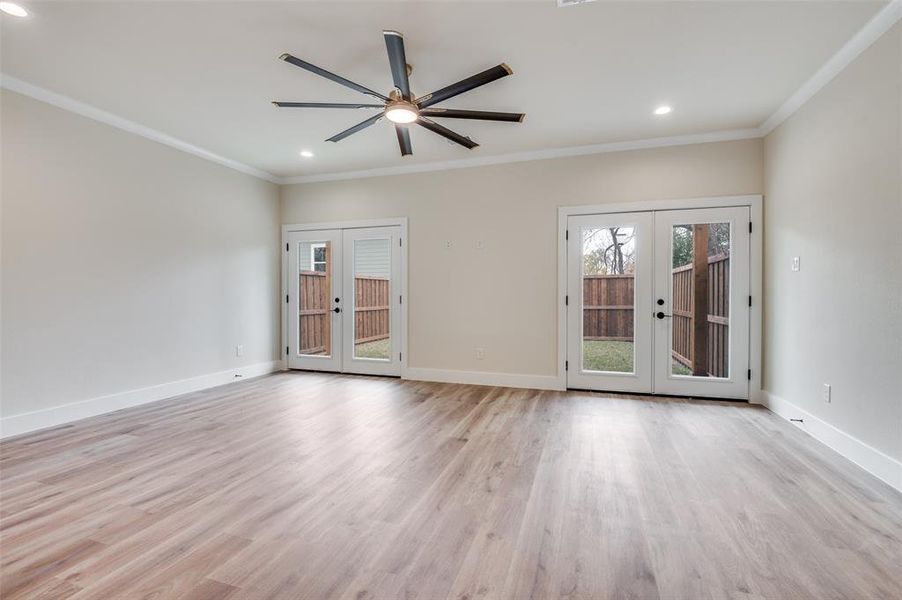 Spacious, unfurnished interior of a new home in , Dallas (Image 9).