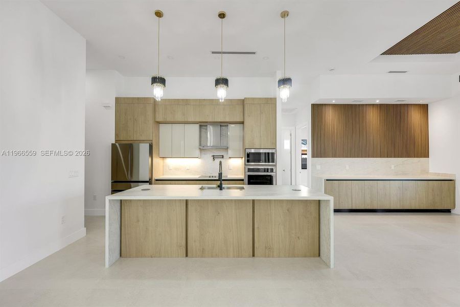 Furnished interior view inside a new home in , Cape Coral (Image 12).