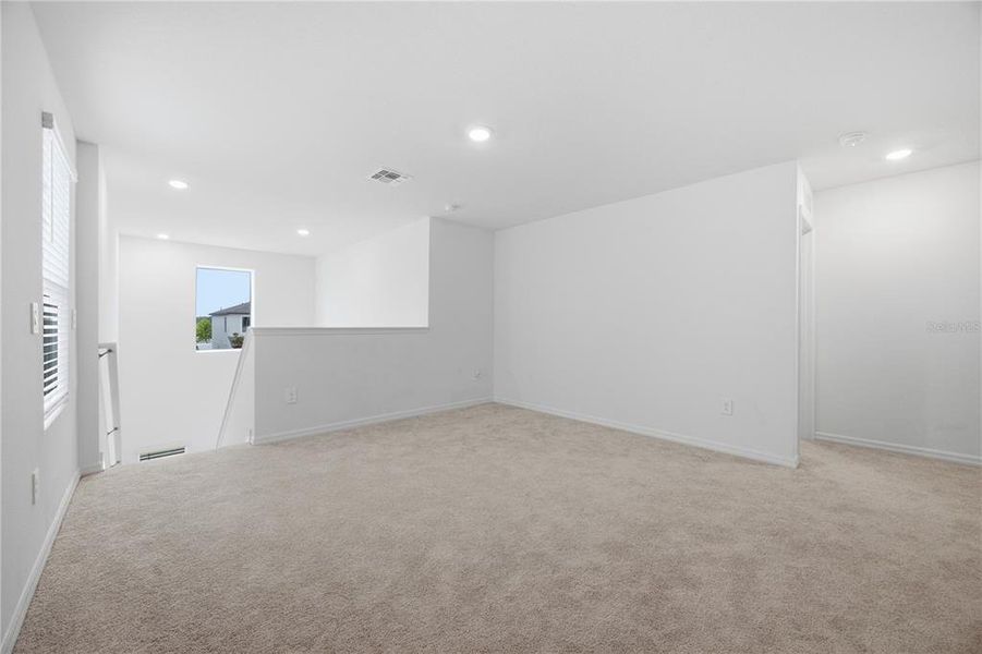 Spacious, unfurnished interior of a new home in Cypress Point at Lake Parker, Lakeland (Image 19). Spacious, unfurnished interior of a new home in Cypress Point at Lake Parker, Lakeland (Image 19).