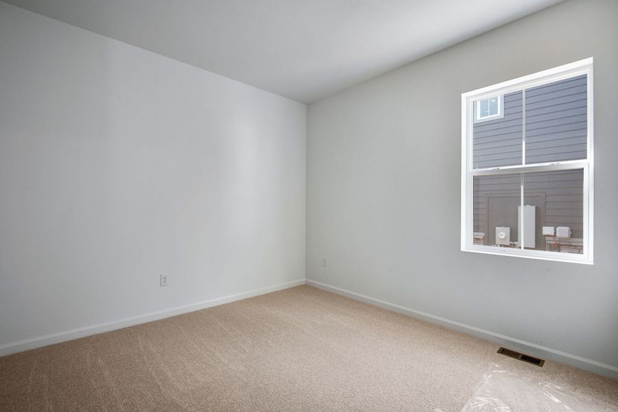 Spacious, unfurnished interior of a new home in The Aurora Highlands, Aurora (Image 28).