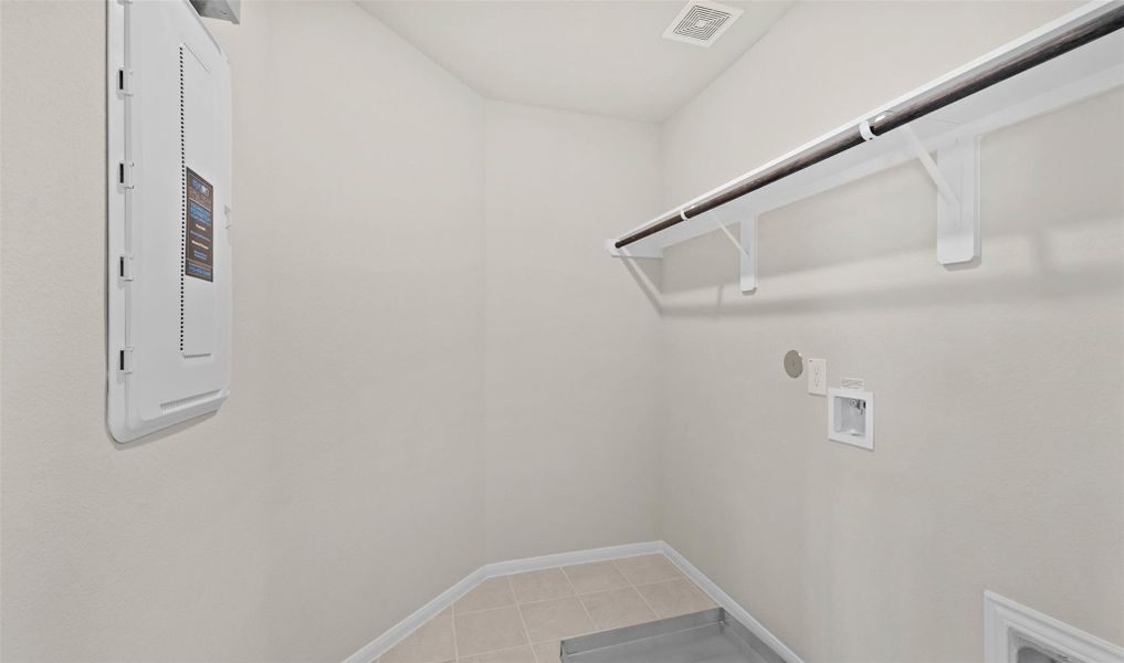 Laundry room (*Photo not of actual home and used for illustration purposes only.) Laundry room (*Photo not of actual home and used for illustration purposes only.)