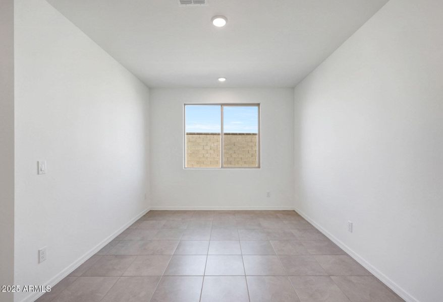 PHX_Tyler_Lot 2034_Cobalt_24180_dining