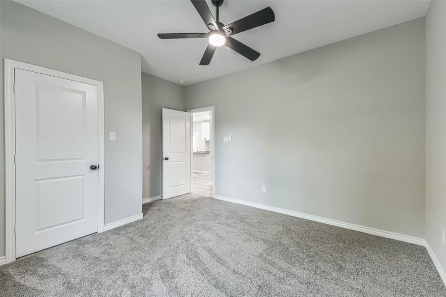 Spacious, unfurnished interior of a new home in , Splendora (Image 23). Spacious, unfurnished interior of a new home in , Splendora (Image 23).