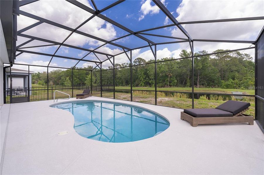 Exterior details and patio area of a home in , Davenport (Image 26).