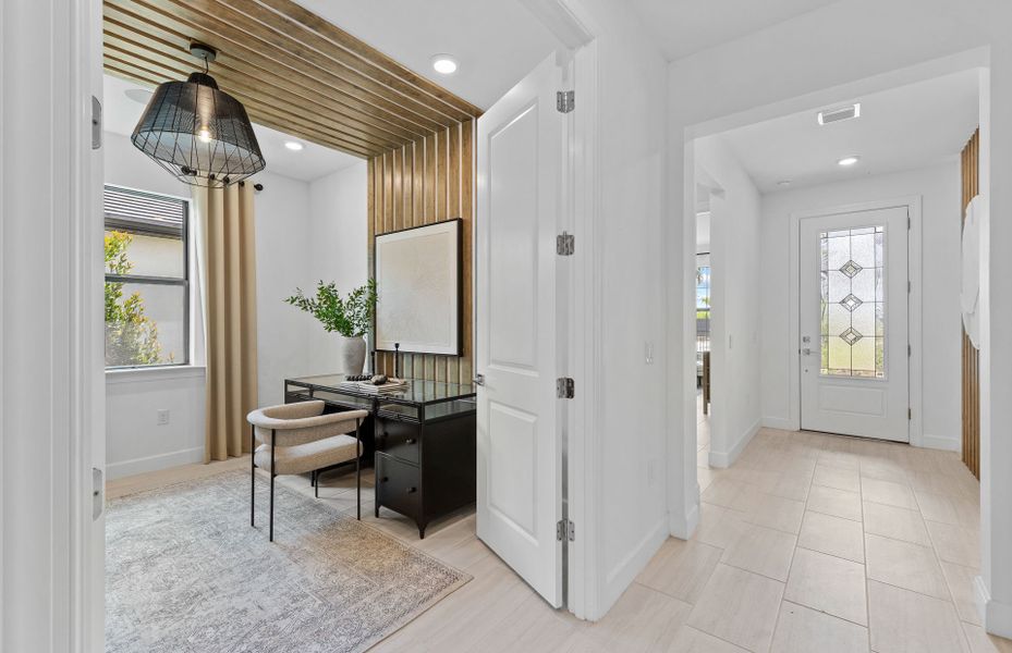 Open foyer, great new home feature Open foyer, great new home feature