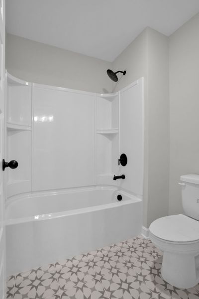 Interior photo of a similar plan (The Charleston). Features & selections may vary. Interior photo of a similar plan (The Charleston). Features & selections may vary.