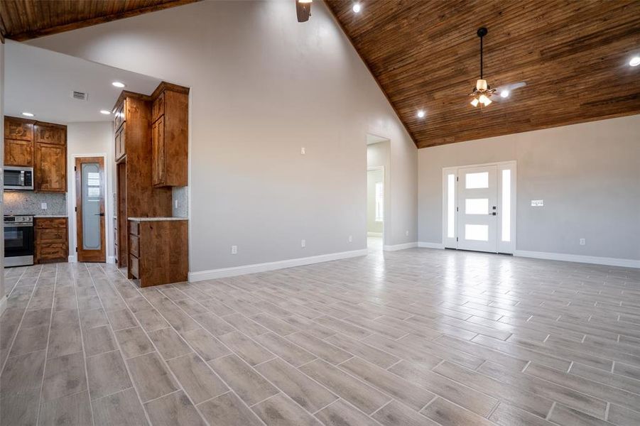 Spacious, unfurnished interior of a new home in , Dublin (Image 22).