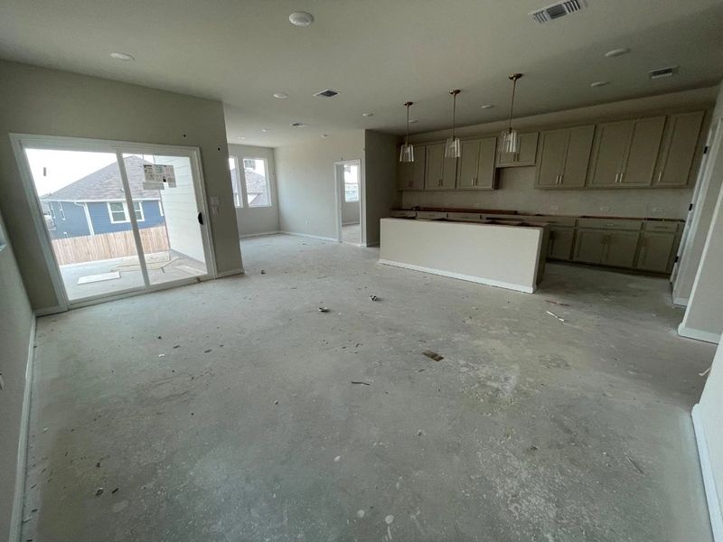 Family Room & Kitchen Family Room & Kitchen