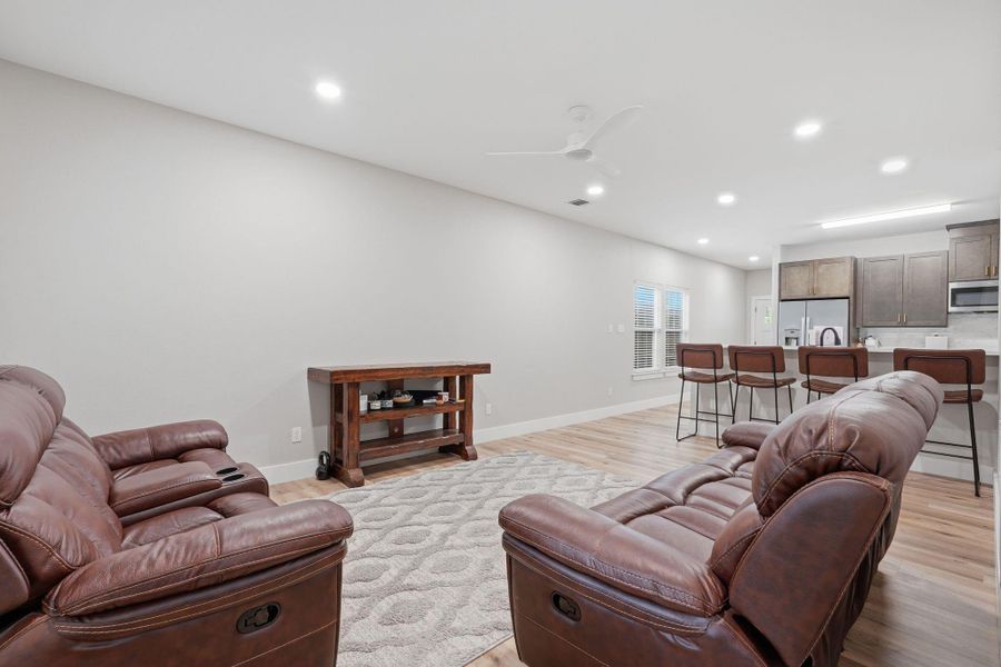 Furnished interior view inside a new home in , Conroe (Image 5). Furnished interior view inside a new home in , Conroe (Image 5).