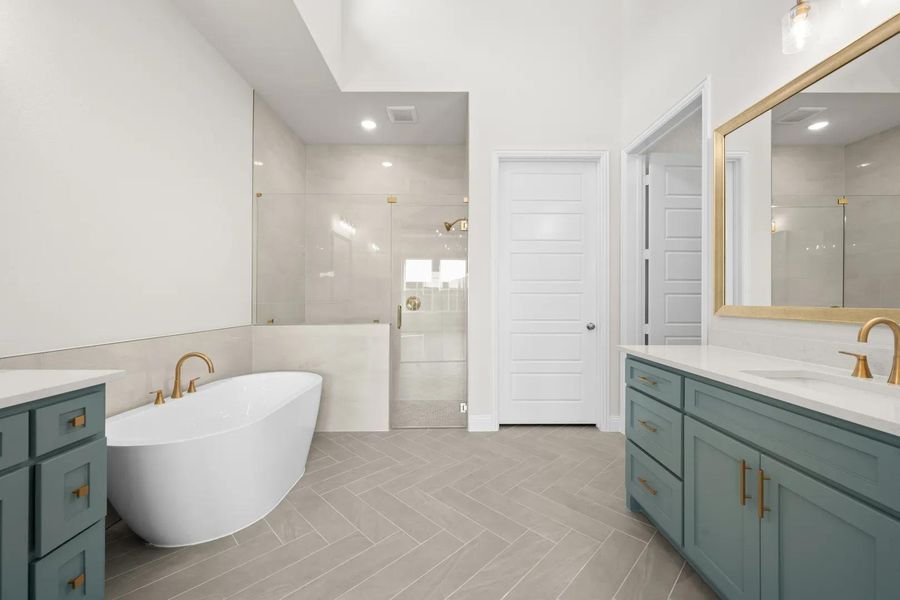 The Presley K Primary Suite Bathroom