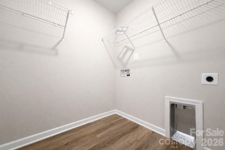 Spacious, unfurnished interior of a new home in , Shelby (Image 19).