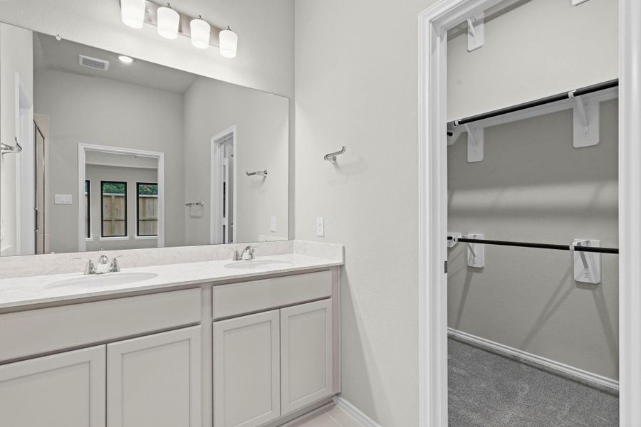 Furnished interior view inside a new home in Grand Central Park, Conroe (Image 9).