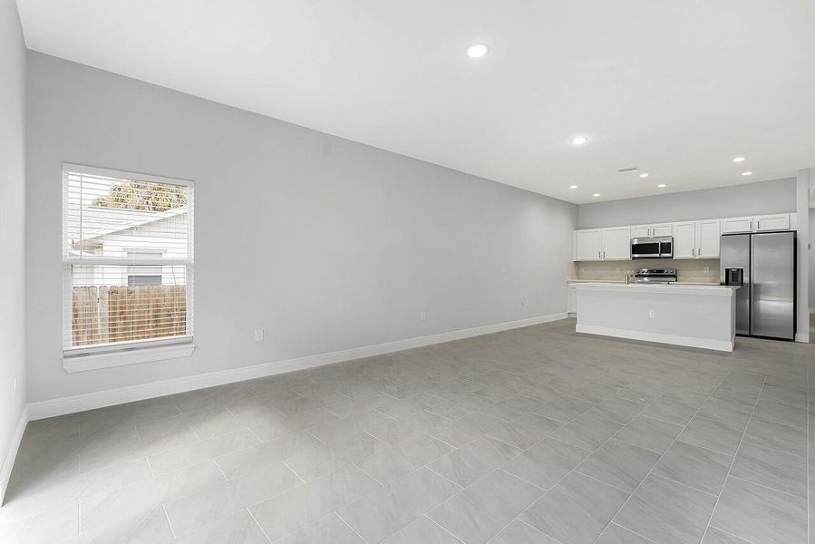 6215-4th-Ln-HigMedia-011-1280