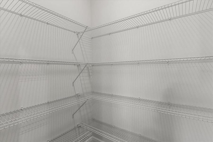 Spacious, unfurnished interior of a new home in , Ocala (Image 38).