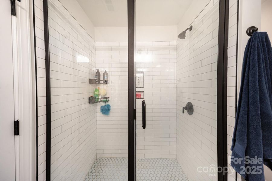 Furnished interior view inside a new home in , Kings Mountain (Image 3).