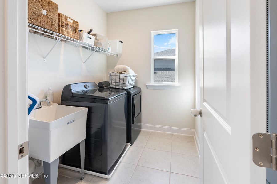 Furnished interior view inside a new home in , Jacksonville (Image 9).