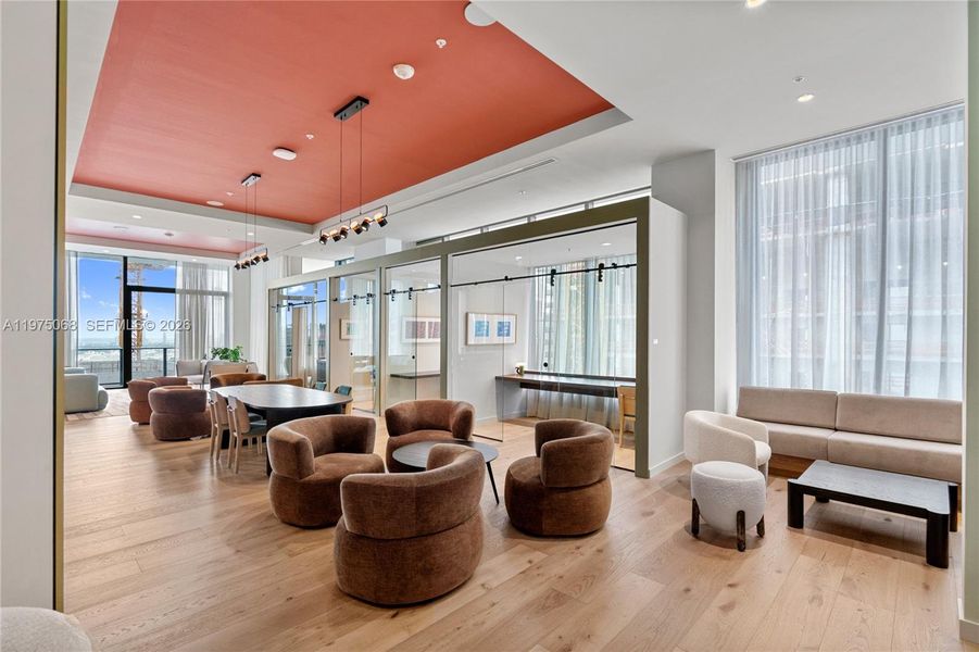 Community amenities in , Miami (Image 34).