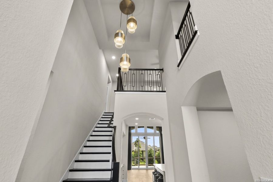 Spacious, unfurnished interior of a new home in Ventana, Bulverde (Image 22). Spacious, unfurnished interior of a new home in Ventana, Bulverde (Image 22).