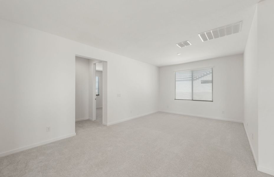 Spacious, unfurnished interior of a new home in Soleo, San Tan Valley (Image 22).