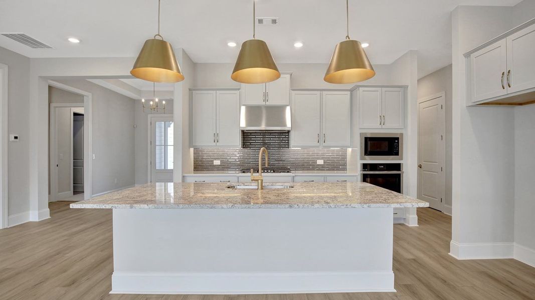 Taylor Model | Kitchen