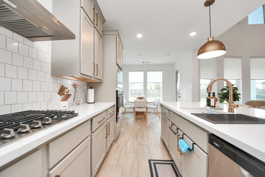 Furnished interior view inside a new home in Candela, Richmond (Image 21).