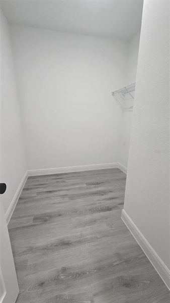 Spacious, unfurnished interior of a new home in , Ocala (Image 11).