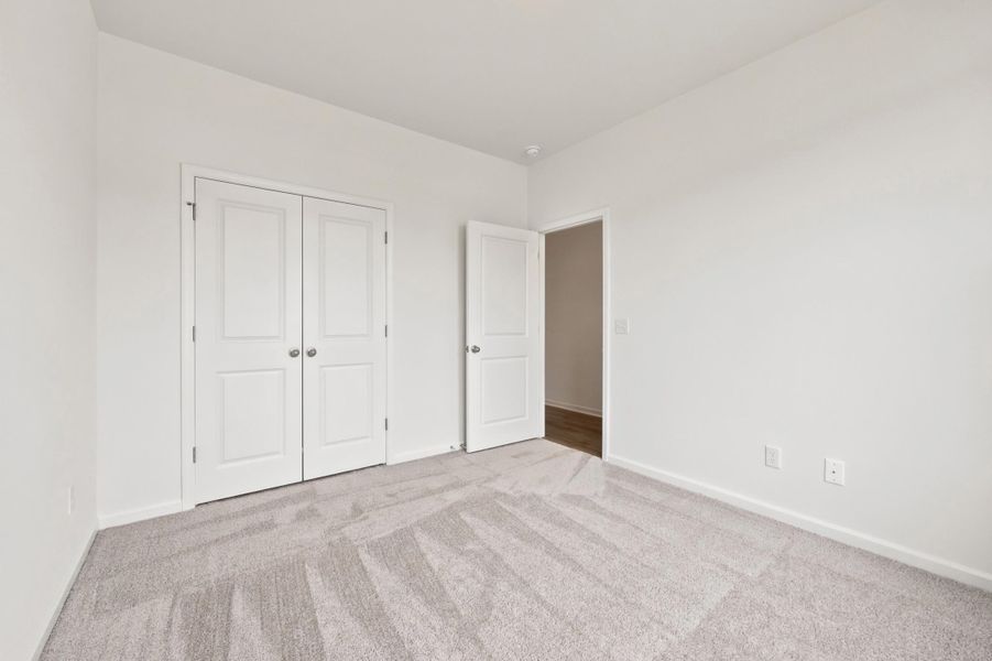 Spacious, unfurnished interior of a new home in Edgefield, Loris (Image 29). Spacious, unfurnished interior of a new home in Edgefield, Loris (Image 29).