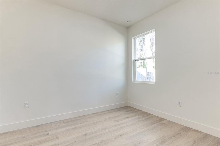 Spacious, unfurnished interior of a new home in , Deltona (Image 35).