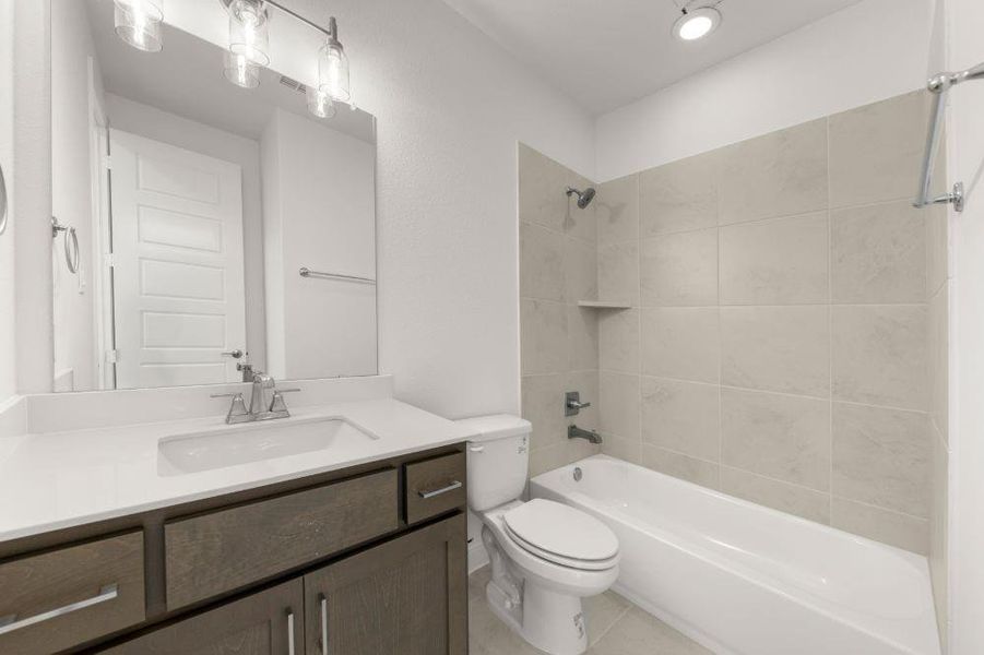 10. 3018 Wallis - 2ND Bath 10. 3018 Wallis - 2ND Bath