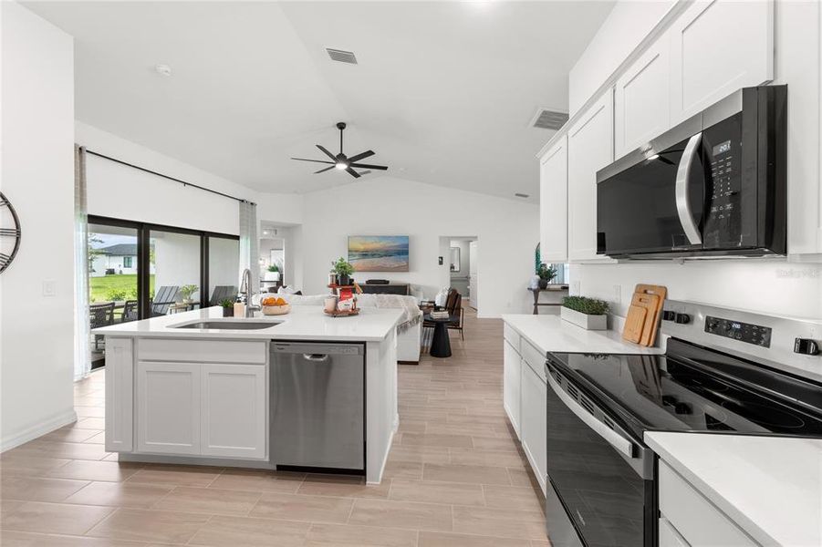 Furnished interior view inside a new home in , Citrus Springs (Image 21).