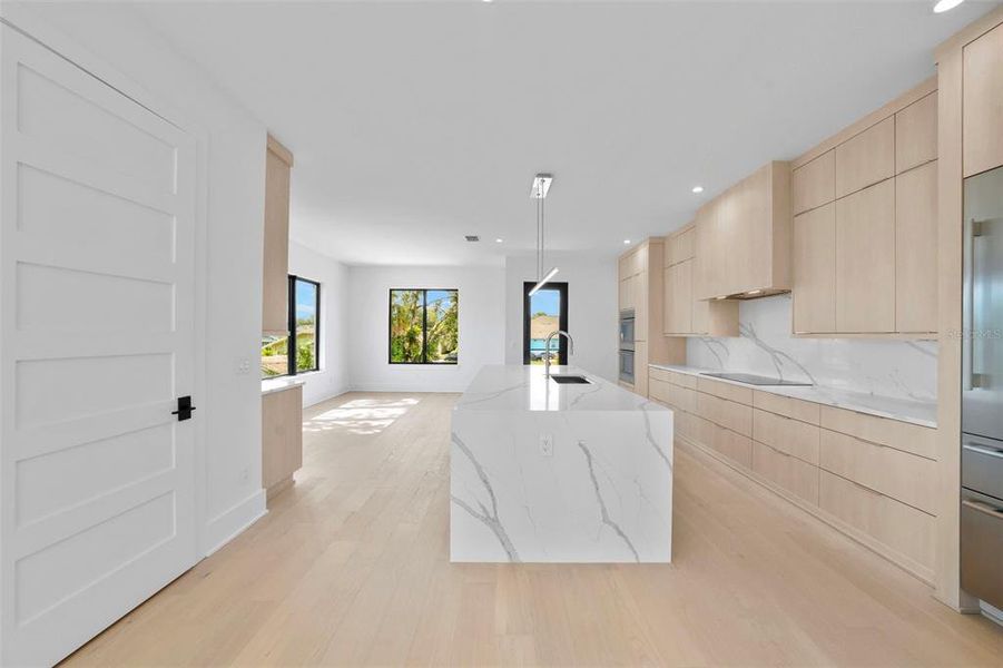 Image 47 of a home in .