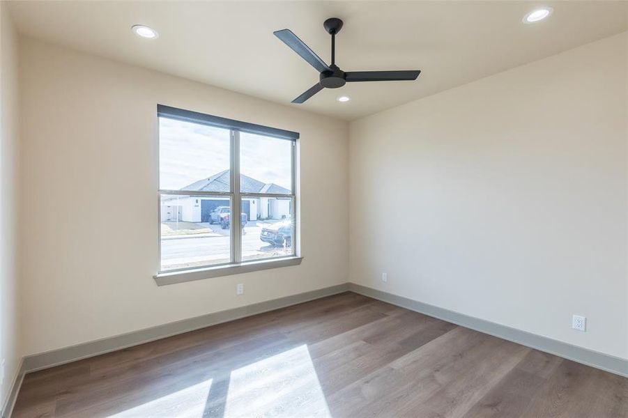 Spacious, unfurnished interior of a new home in , Abilene (Image 22).