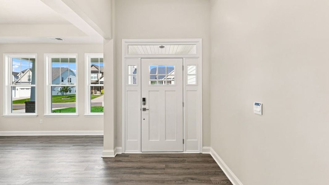 Spacious, unfurnished interior of a new home in Rutledge Estates, Woodruff (Image 18).