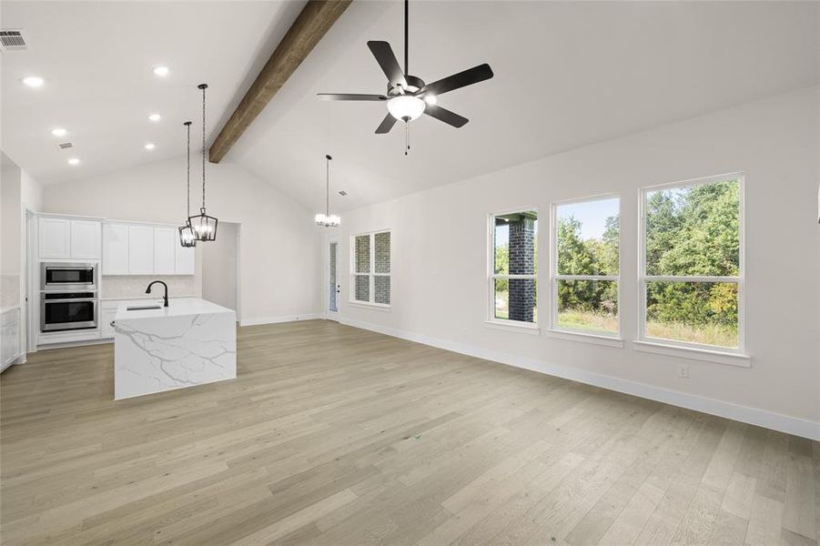 2001 Woodland- Living Room-1 2001 Woodland- Living Room-1