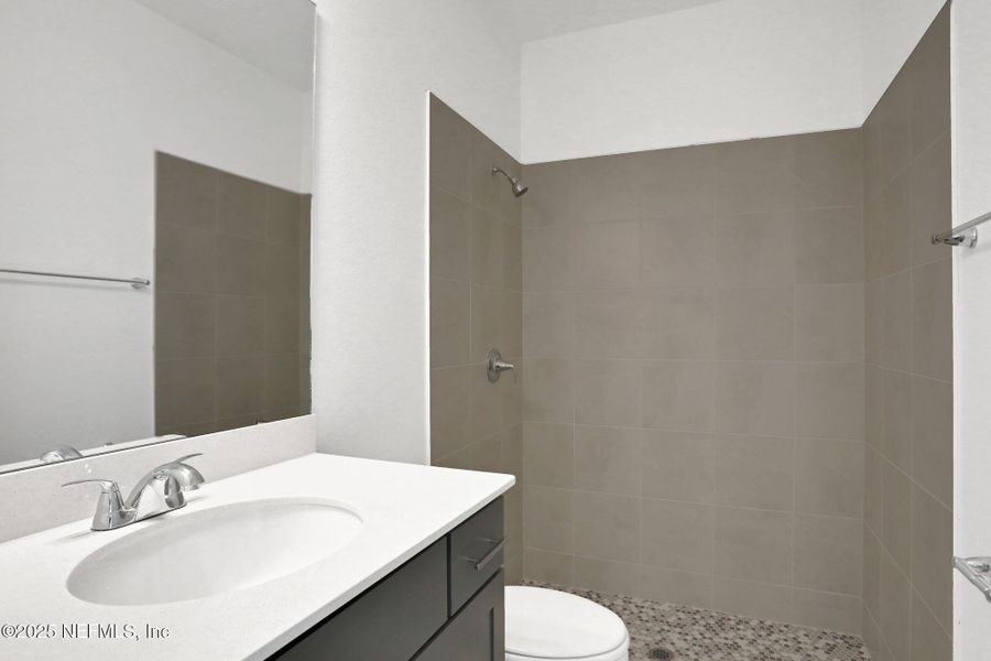 Furnished interior view inside a new home in Jennings Farm, Middleburg (Image 9).