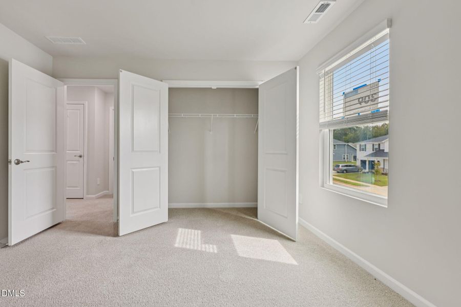 35-web-or-mls-Raleigh - Oak Manor - 744