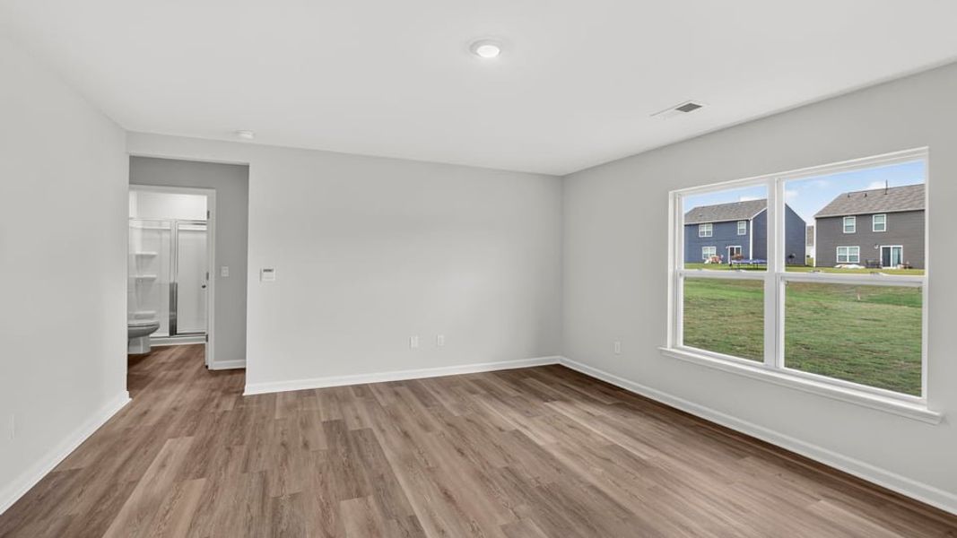 Spacious, unfurnished interior of a new home in Bentley Park, Greenwood (Image 18). Spacious, unfurnished interior of a new home in Bentley Park, Greenwood (Image 18).
