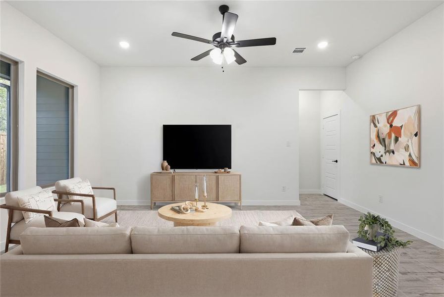 Furnished interior view inside a new home in Meadow Lakes, Fort Worth (Image 8).