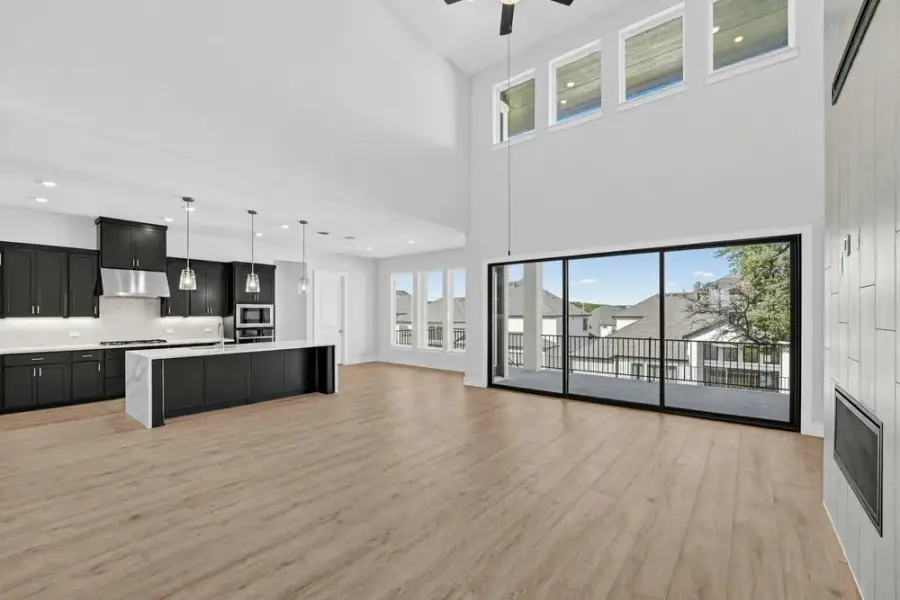 Spacious, unfurnished interior of a new home in Travisso, Leander (Image 13). Spacious, unfurnished interior of a new home in Travisso, Leander (Image 13).