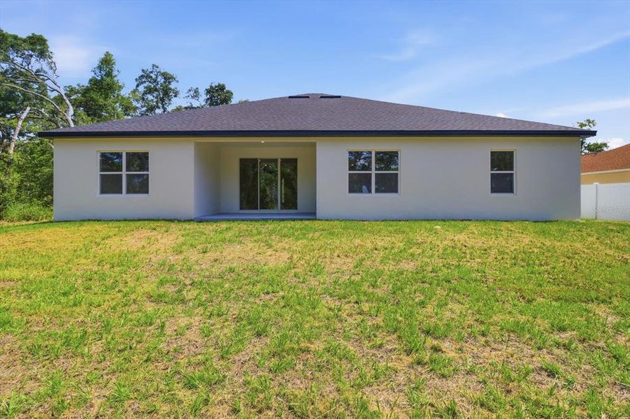 Exterior details and patio area of a home in , Ocala (Image 24). Exterior details and patio area of a home in , Ocala (Image 24).