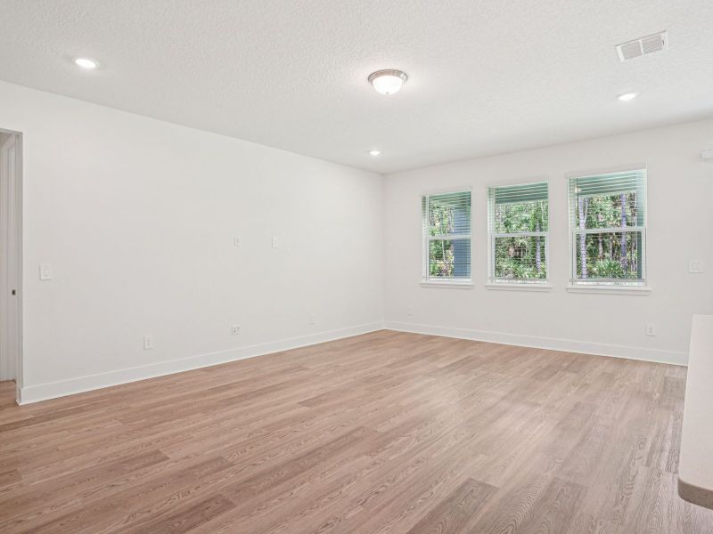 The Modena floorplan at 572 Brookhaven Trail.