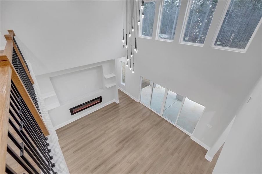 Spacious, unfurnished interior of a new home in , Oxford (Image 30).