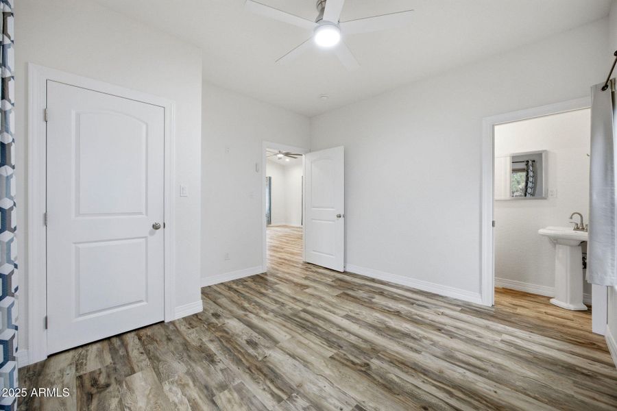 1979ChristmasPineCircle-HeberOvergaard-A