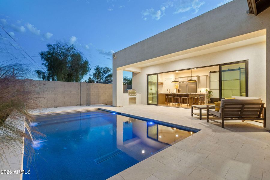 69-web-or-mls-A7406134