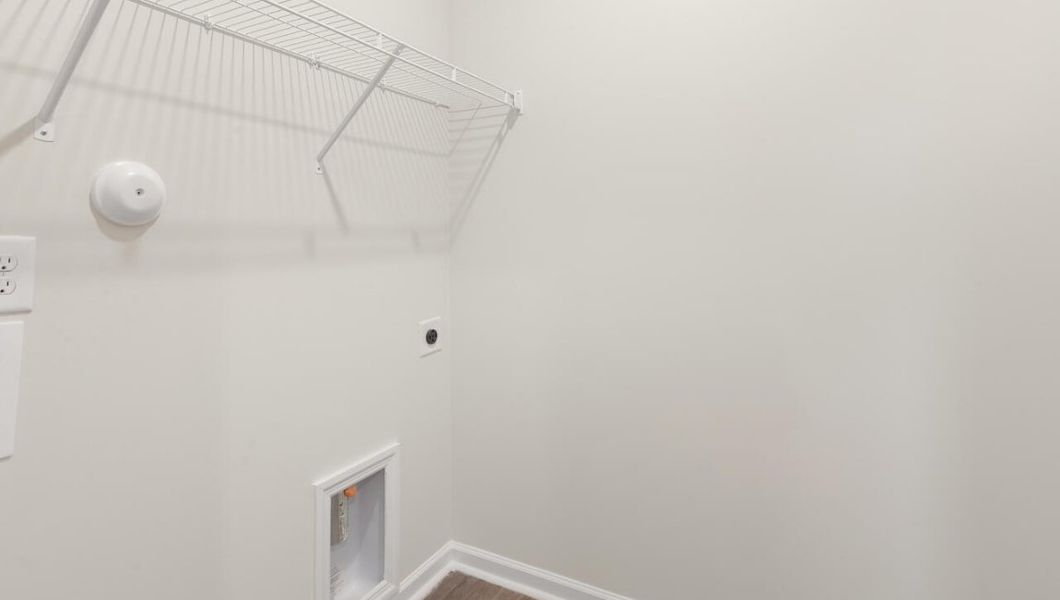 Spacious, unfurnished interior of a new home in Bella Point, Bolivia (Image 16).